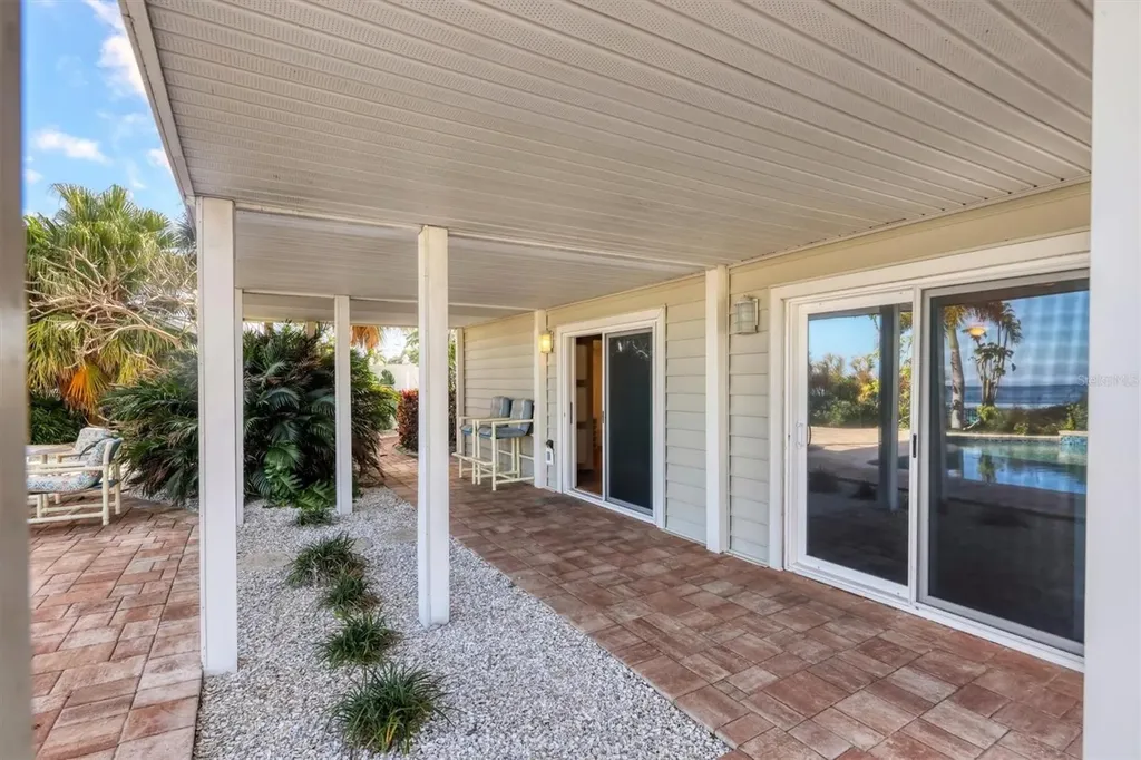 3601 Coquina Key Drive SE St Petersburg FL 33705