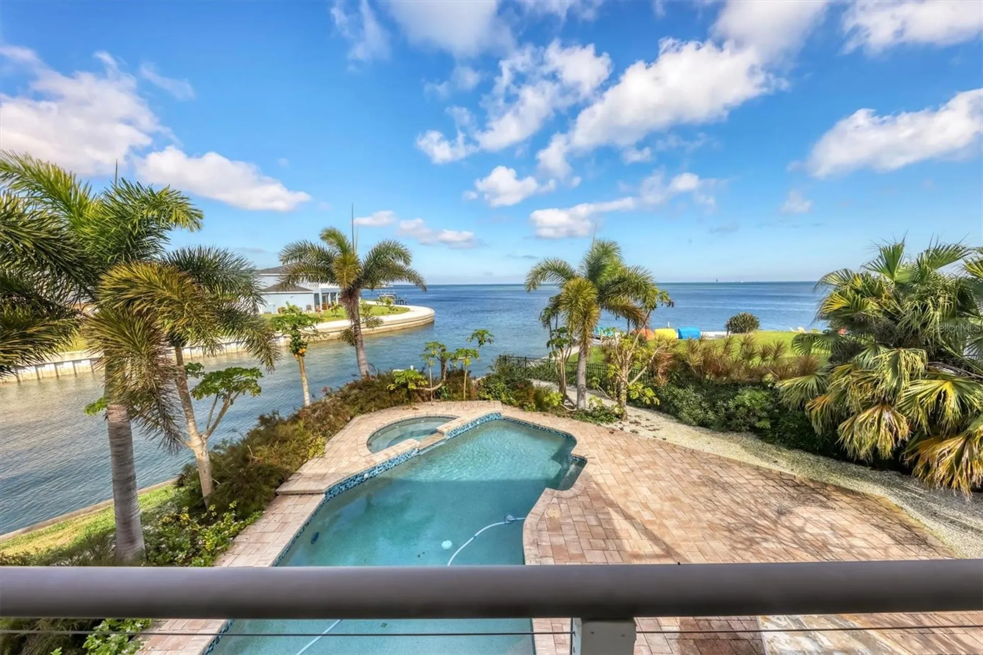 3601 Coquina Key Drive SE St Petersburg FL 33705