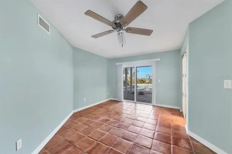 3601 Coquina Key Drive SE St Petersburg FL 33705