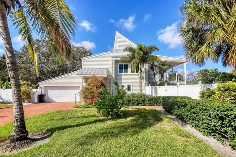3601 Coquina Key Drive SE St Petersburg FL 33705