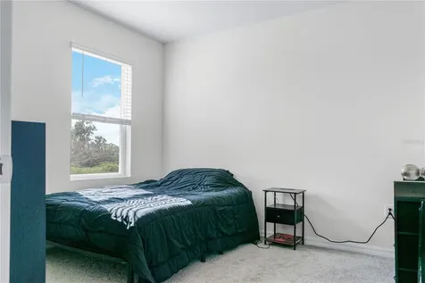 2454 Taloncrest Eagle Lake FL 33839