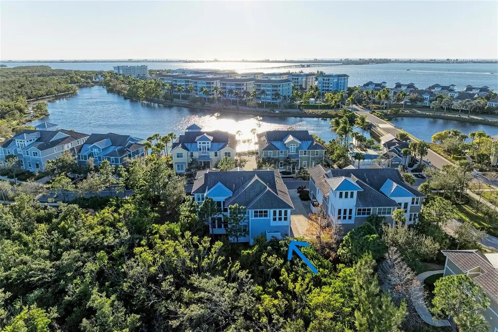 339 Sapphire Lake Drive Bradenton FL 34209