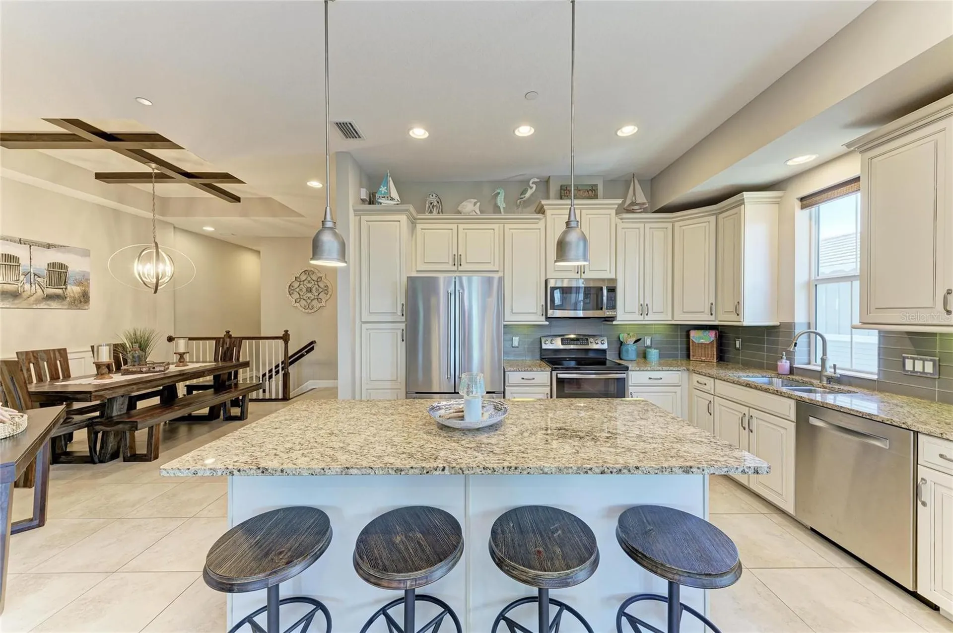 339 Sapphire Lake Drive Bradenton FL 34209