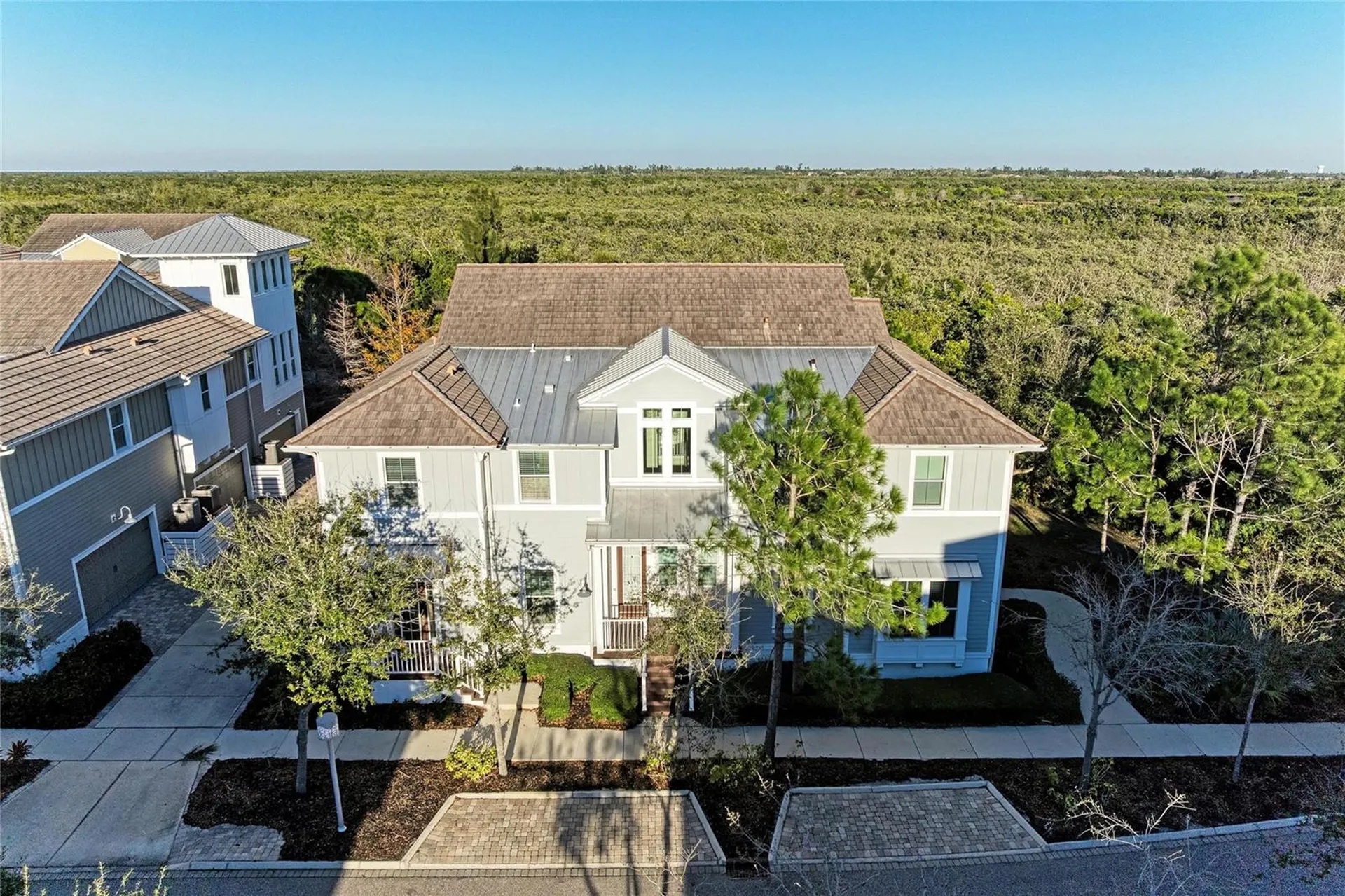 339 Sapphire Lake Drive Bradenton FL 34209