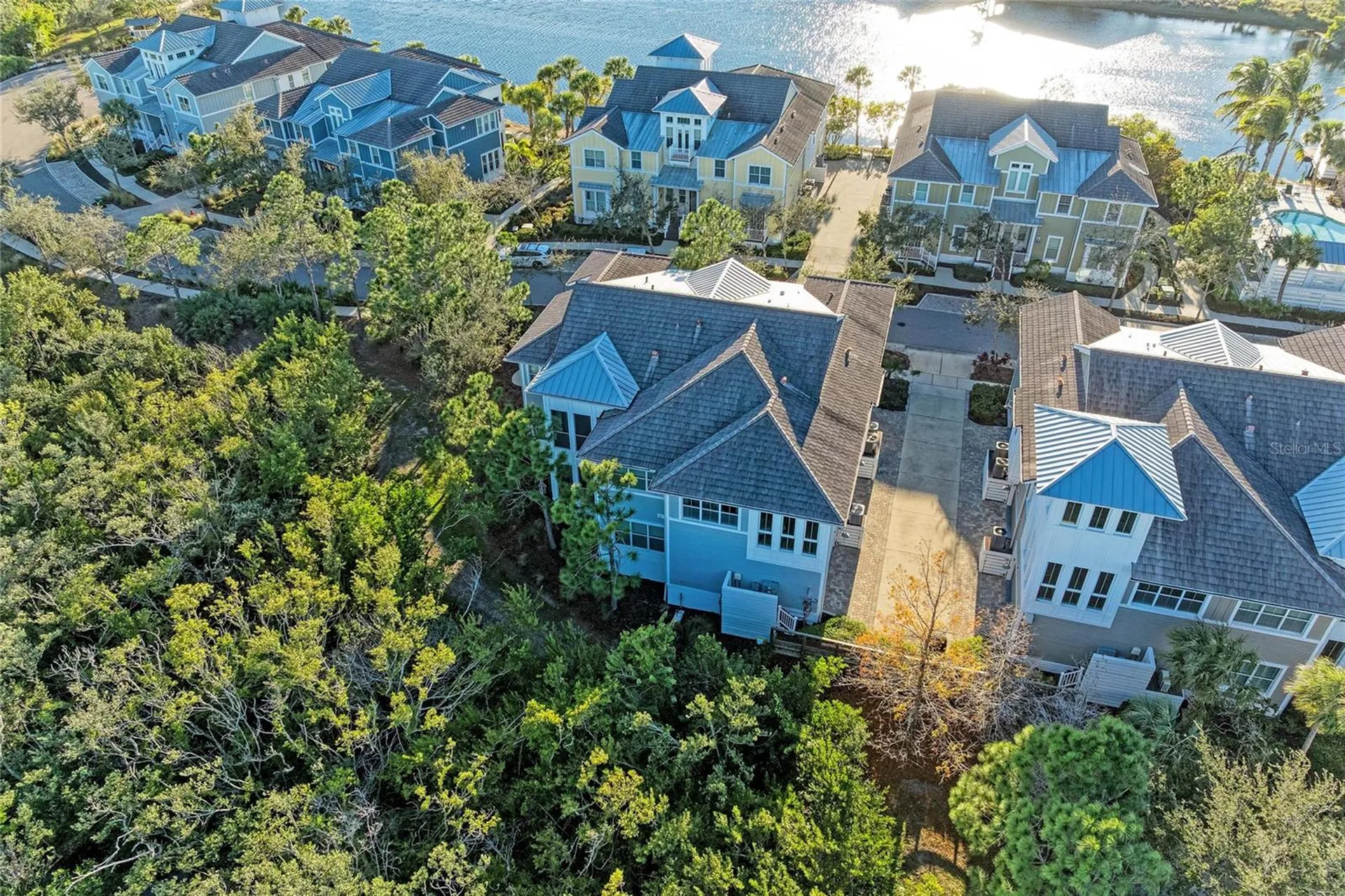 339 Sapphire Lake Drive Bradenton FL 34209