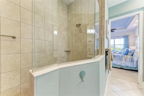 339 Sapphire Lake Drive Bradenton FL 34209