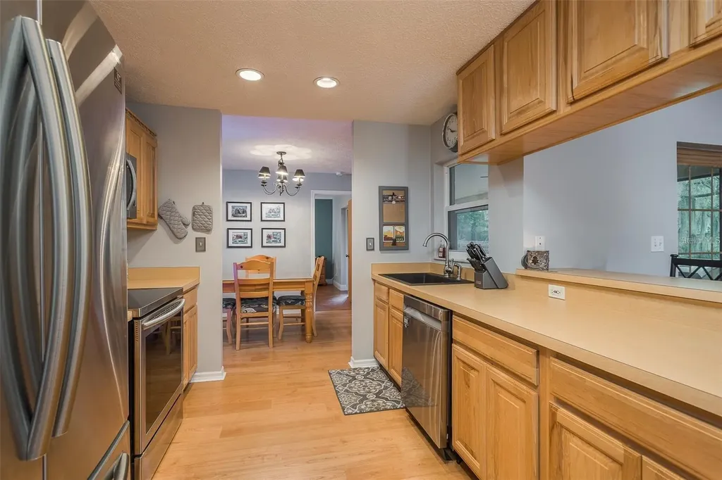18619 Yocam Avenue Lutz FL 33549