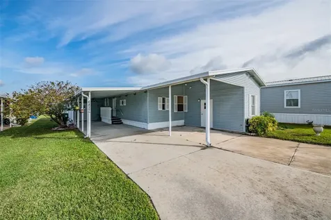 6827 S Lake Henry Drive NE Winter Haven FL 33881