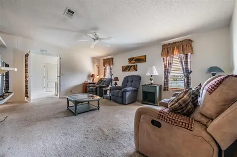 6827 S Lake Henry Drive NE Winter Haven FL 33881