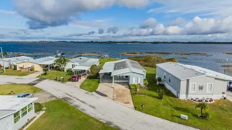 6827 S Lake Henry Drive NE Winter Haven FL 33881