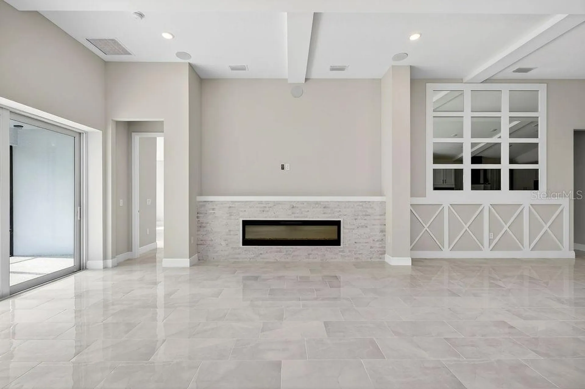 2046 Wallingford Loop Mount Dora FL 32757