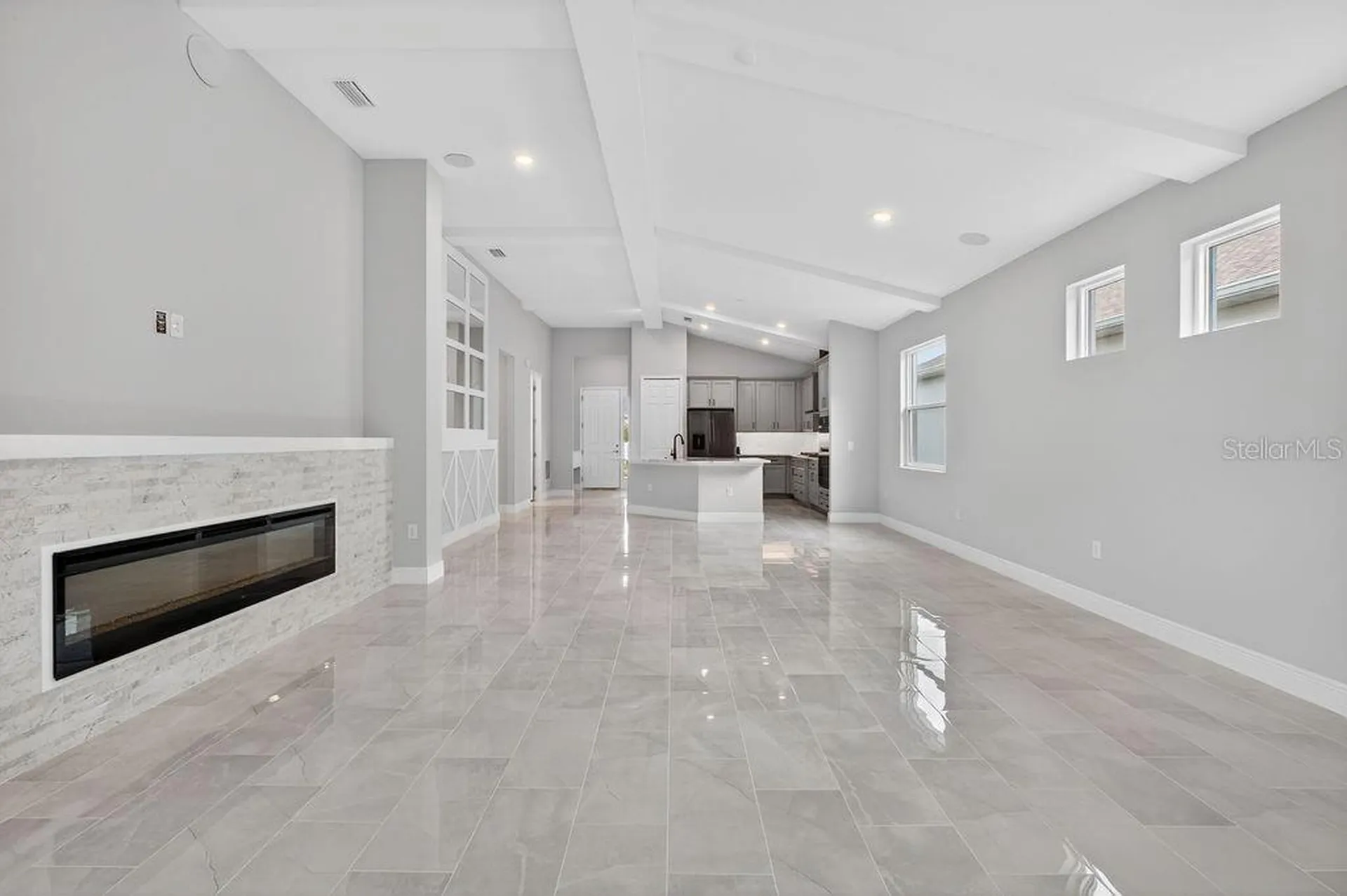 2046 Wallingford Loop Mount Dora FL 32757