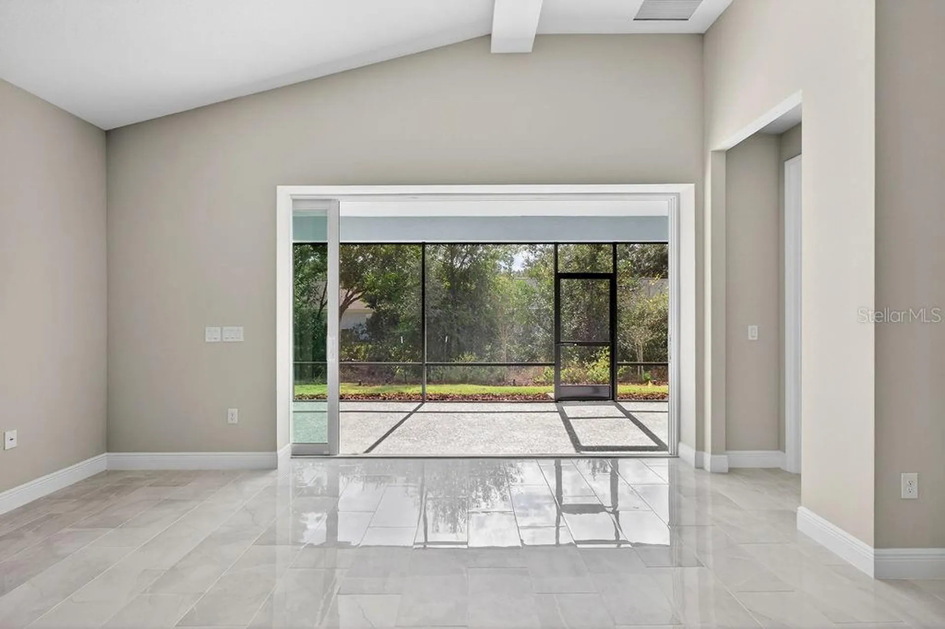 2046 Wallingford Loop Mount Dora FL 32757