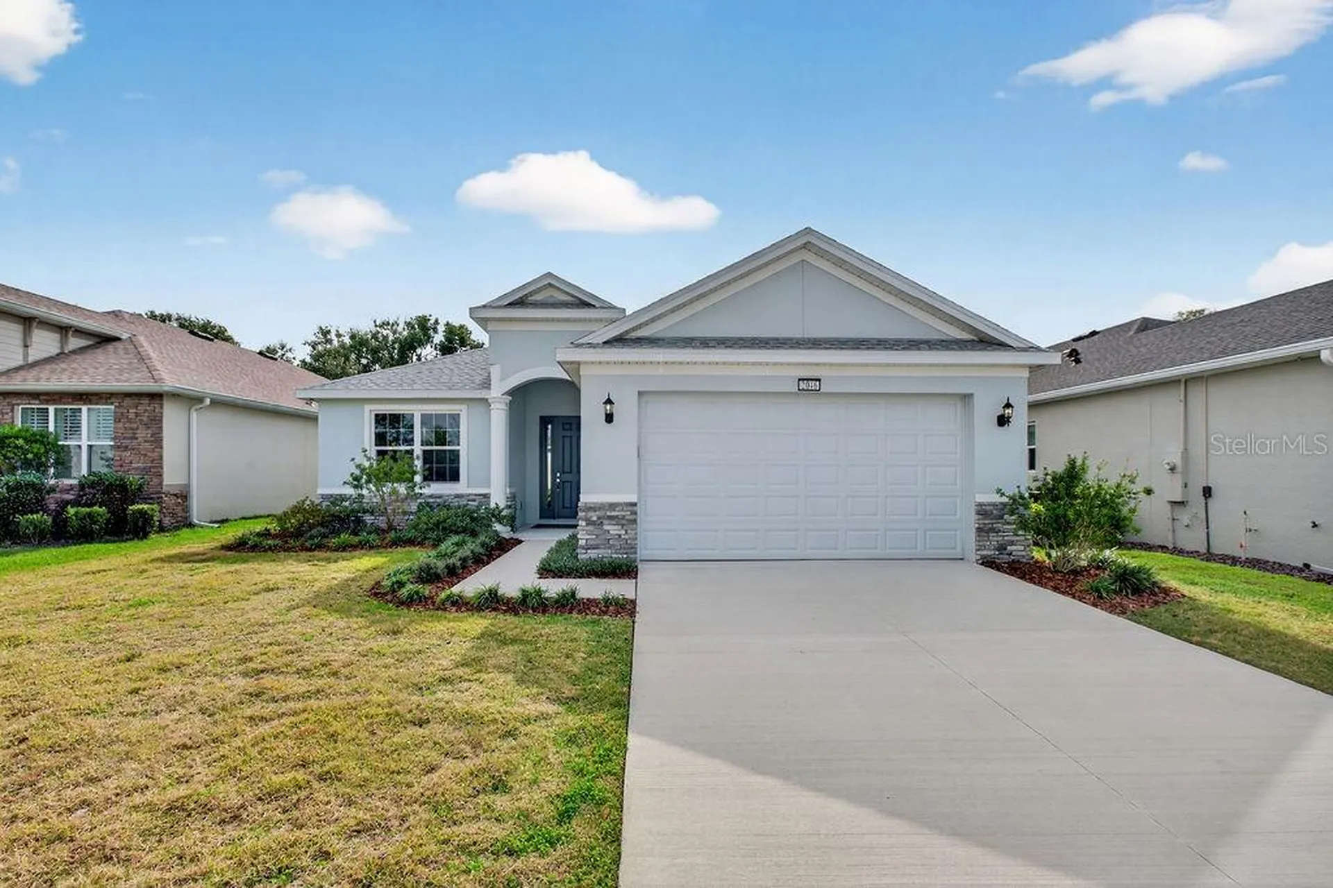 2046 Wallingford Loop Mount Dora FL 32757
