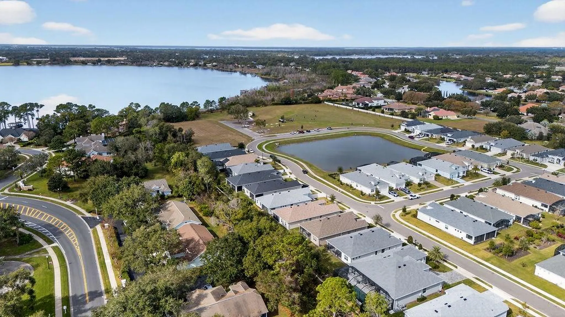 2046 Wallingford Loop Mount Dora FL 32757
