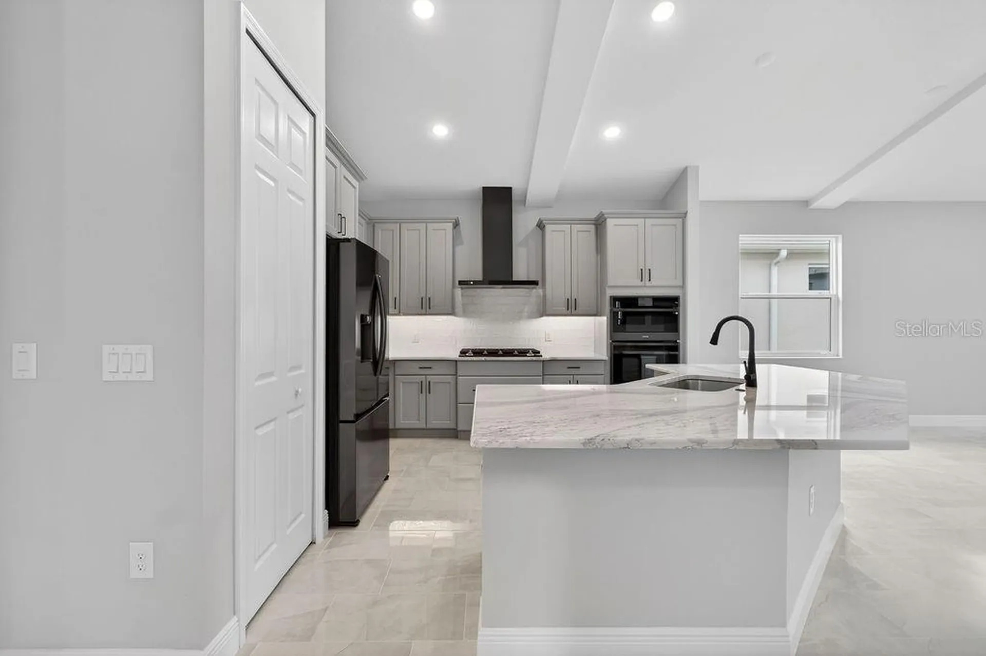 2046 Wallingford Loop Mount Dora FL 32757