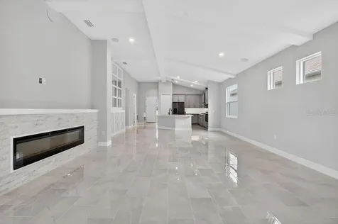 2046 Wallingford Loop Mount Dora FL 32757