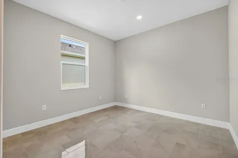 2046 Wallingford Loop Mount Dora FL 32757