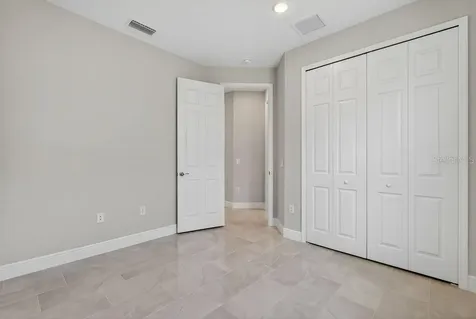2046 Wallingford Loop Mount Dora FL 32757