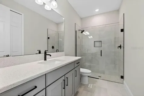 2046 Wallingford Loop Mount Dora FL 32757