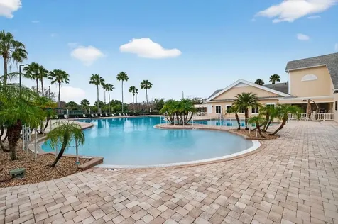 2046 Wallingford Loop Mount Dora FL 32757