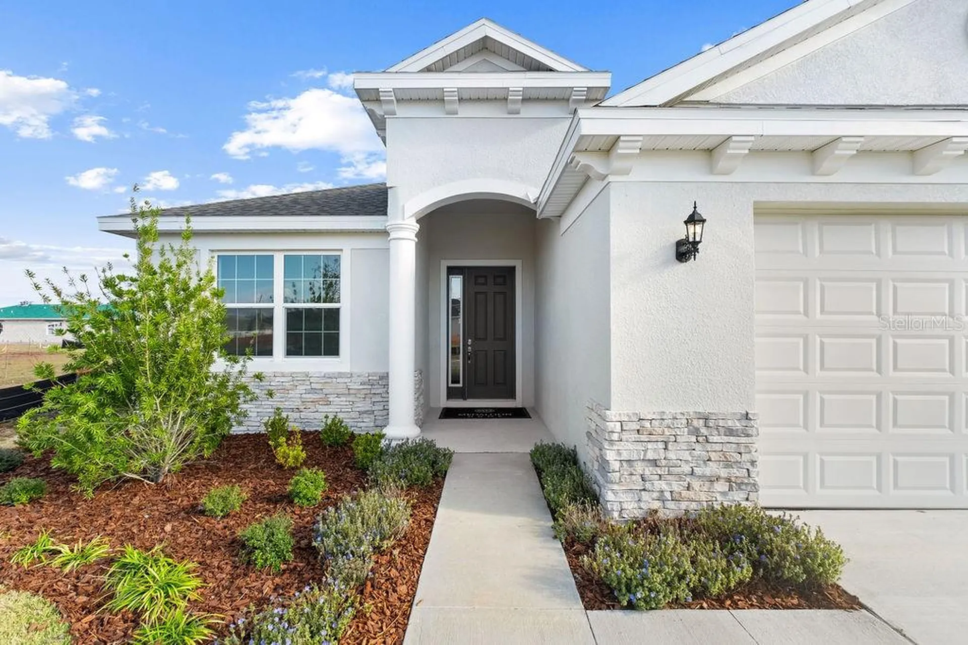 3951 Kennebunk Loop Mount Dora FL 32757