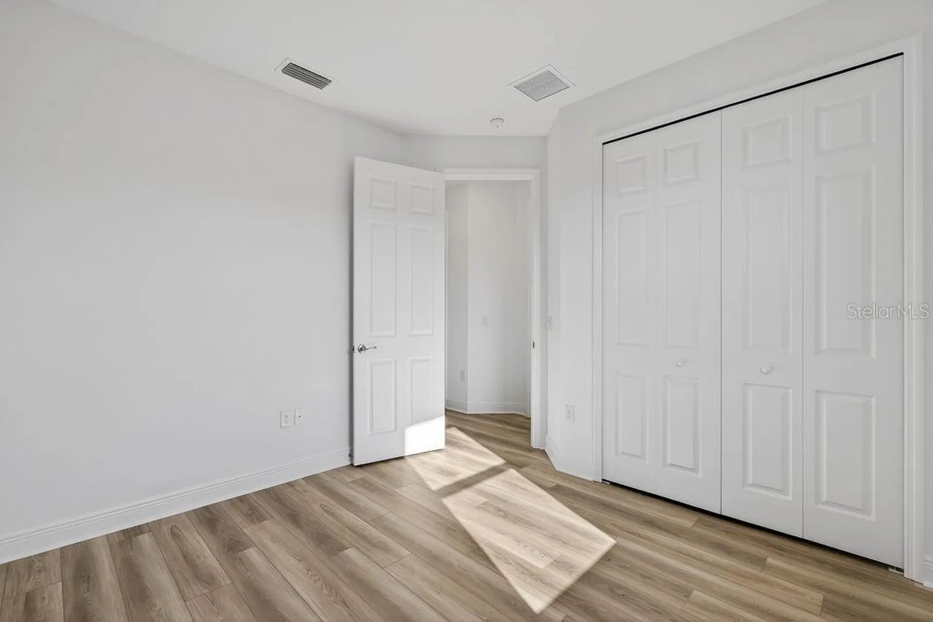 3951 Kennebunk Loop Mount Dora FL 32757