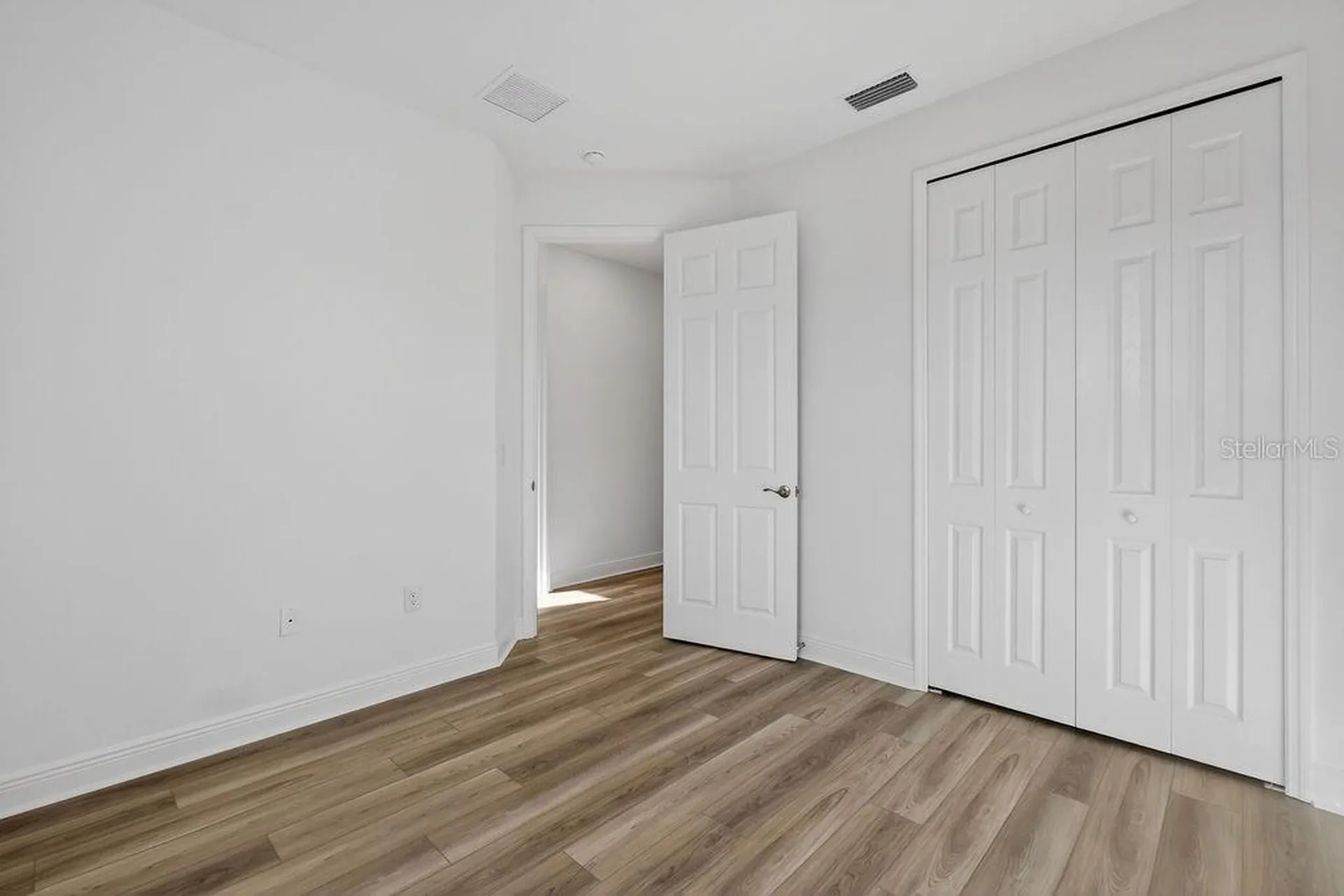 3951 Kennebunk Loop Mount Dora FL 32757