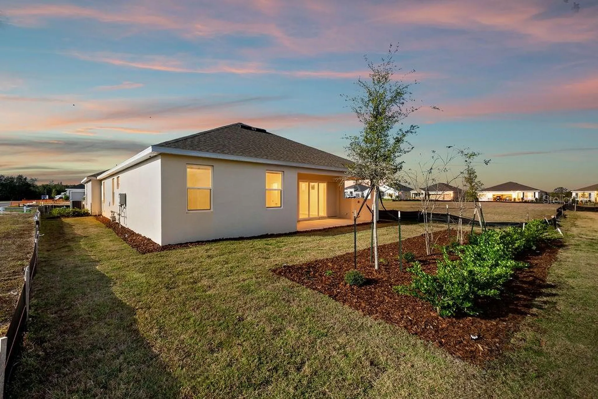 3951 Kennebunk Loop Mount Dora FL 32757