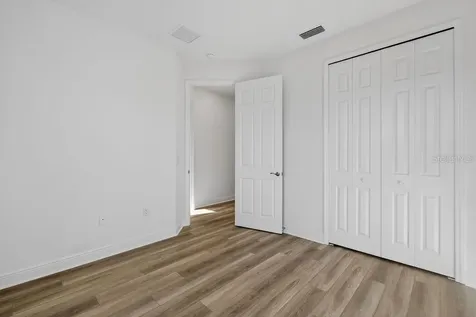3951 Kennebunk Loop Mount Dora FL 32757