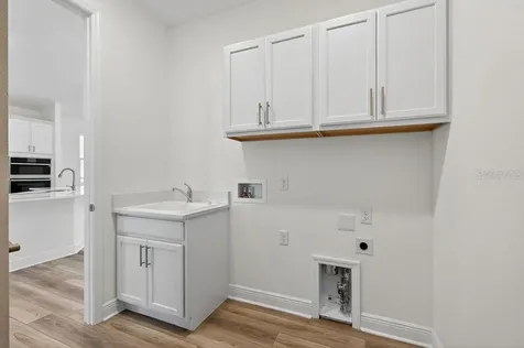 3951 Kennebunk Loop Mount Dora FL 32757