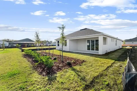 3951 Kennebunk Loop Mount Dora FL 32757