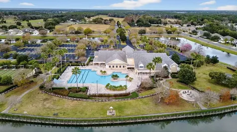 3951 Kennebunk Loop Mount Dora FL 32757