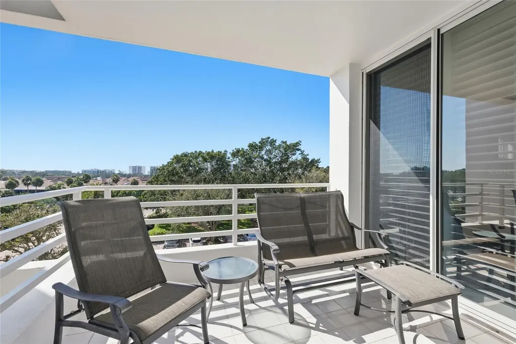 2550 Harbourside Drive Longboat Key FL 34228