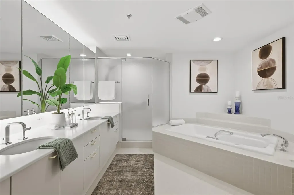 2550 Harbourside Drive Longboat Key FL 34228