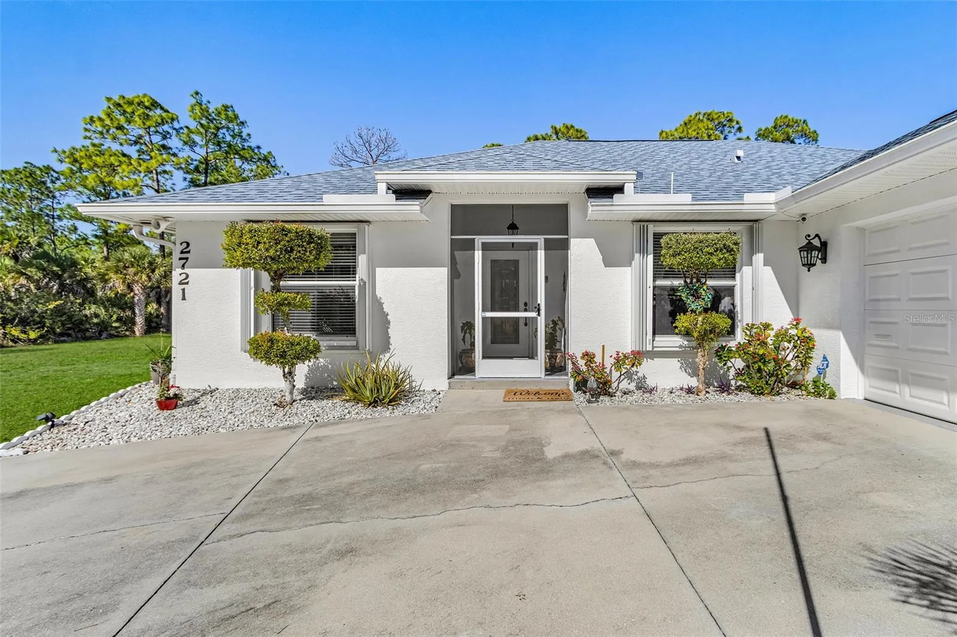 2721 18th Avenue NE Naples FL 34120