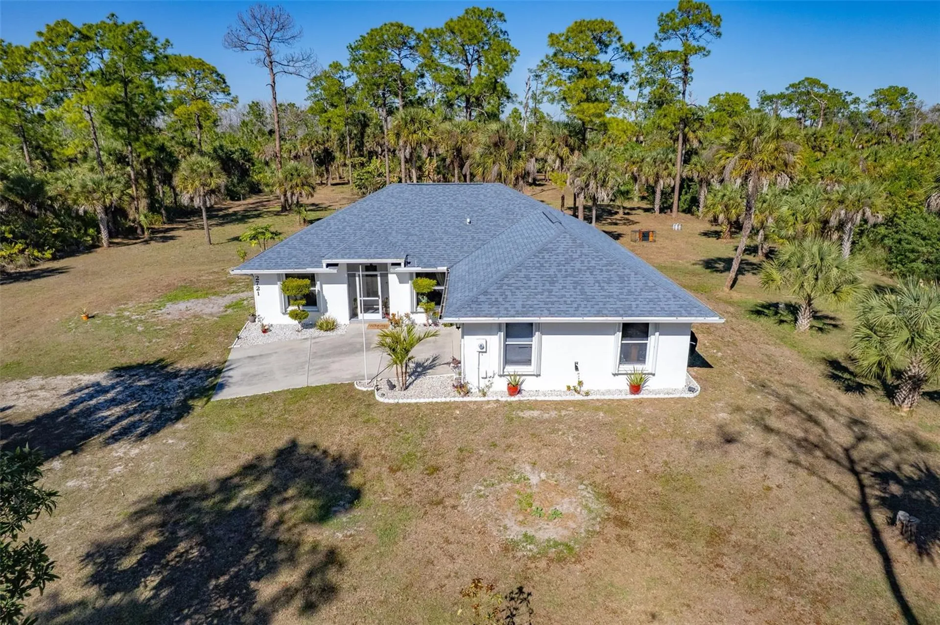 2721 18th Avenue NE Naples FL 34120