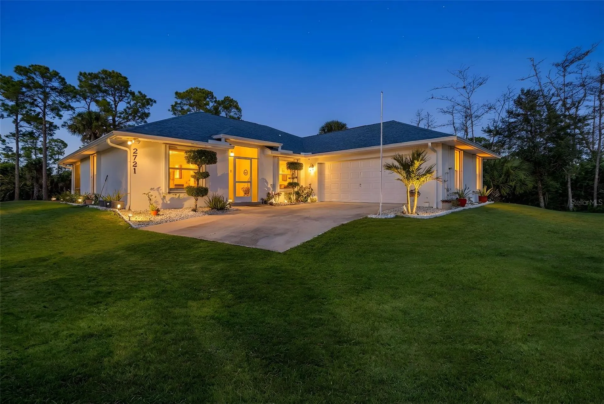 2721 18th Avenue NE Naples FL 34120