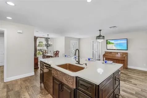 2721 18th Avenue NE Naples FL 34120
