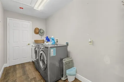 2721 18th Avenue NE Naples FL 34120
