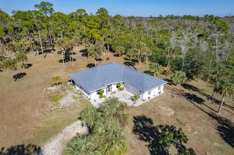 2721 18th Avenue NE Naples FL 34120