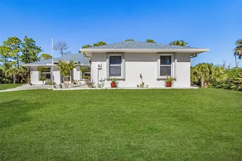 2721 18th Avenue NE Naples FL 34120