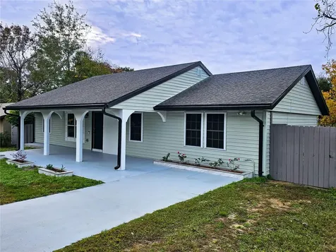 113 E Pearl Street Minneola FL 34715