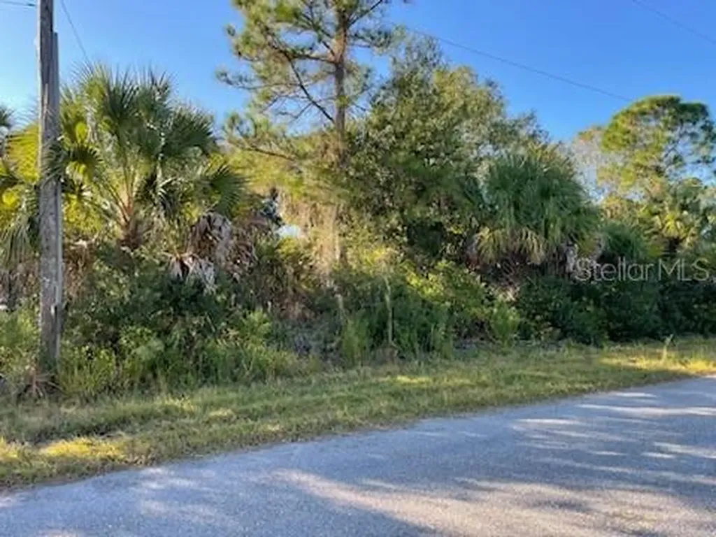 Boblink Street North Port FL 34291