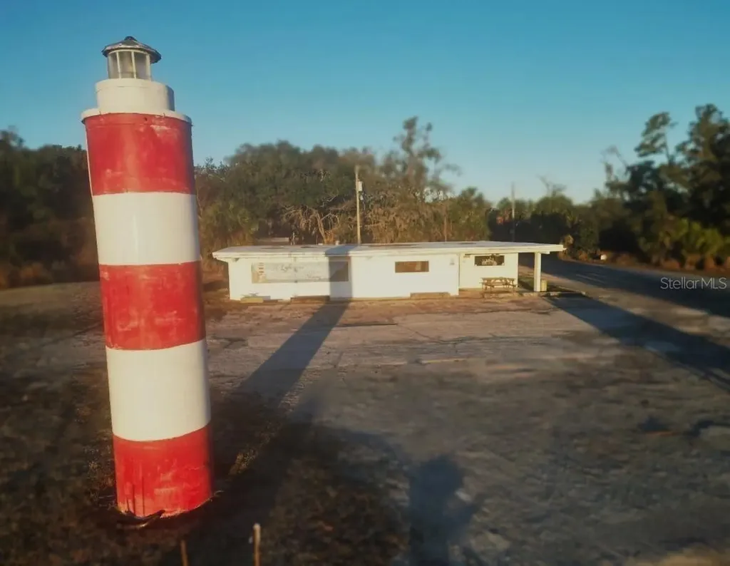 5025 Treiman Boulevard Dade City FL 33523