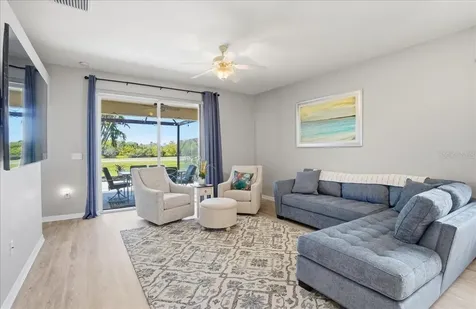 8997 Stone Harbour Loop Bradenton FL 34212