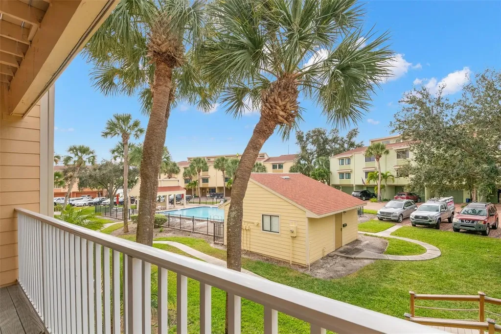 529 Sandy Hook Road Treasure Island FL 33706