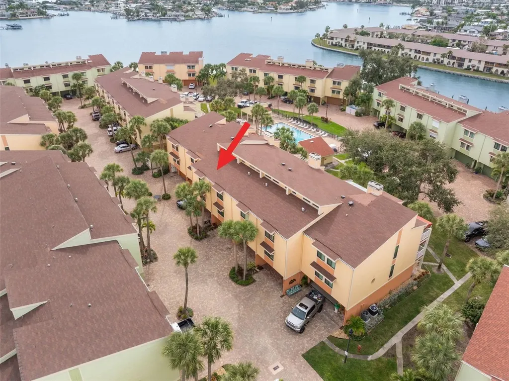 529 Sandy Hook Road Treasure Island FL 33706