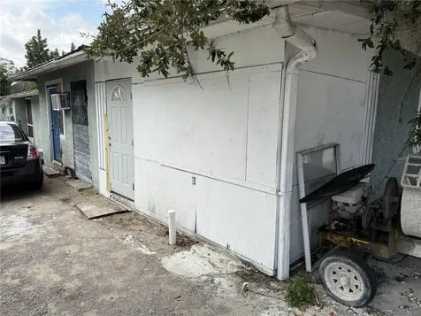 310 E Booker Street Avon Park FL 33825