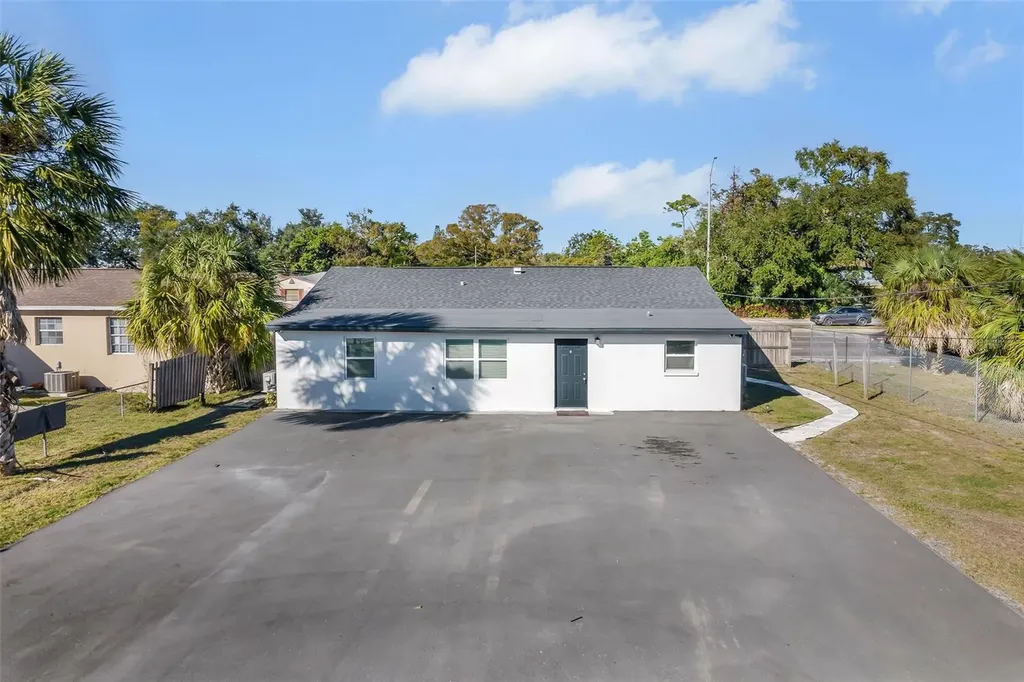 2140 22nd Avenue N St Petersburg FL 33713